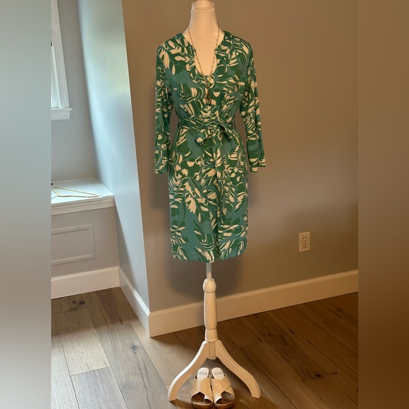 Escapada Dress - Picture 2 of 8